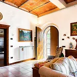 Guesthost - Timeless 19th-century With Private Pool Oasis וילה Casalalta