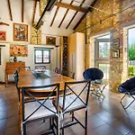 Guesthost - Timeless 19th-century With Private Pool Oasis וילה Casalalta