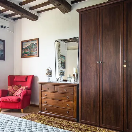 Vila Timeless 19th-century With Private Pool Oasis