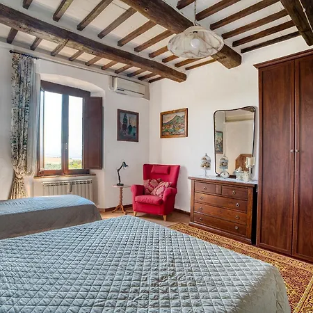 Guesthost - Timeless 19th-century With Private Pool Oasis