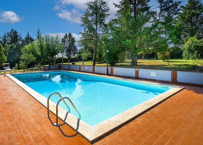 Timeless 19th-century With Private Pool Oasis