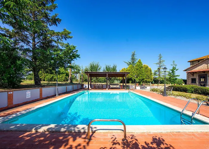 Timeless 19th-century With Private Pool Oasis